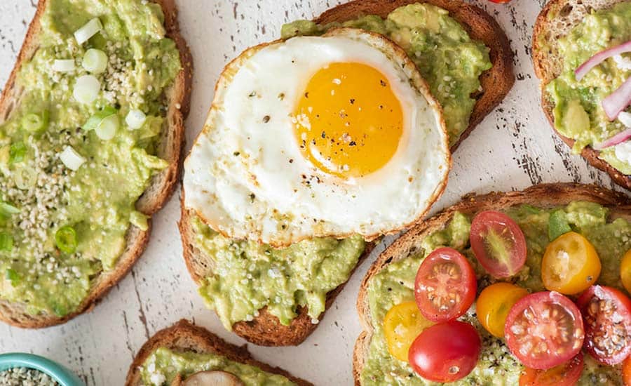 Avocado Toast Scelta Pane Condimenti